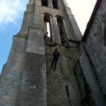 Descente en rappel, tyrolienne, pont de singe, slackline sur bâtiments et clocher